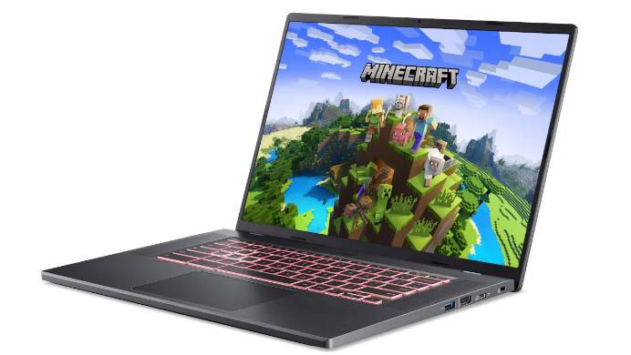 Minecraft officially launched Chromebook
