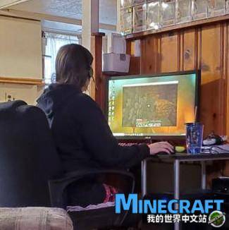 Foreign players complained that his wife used a high -profile computer, but it was just to play "Minecraft" ne